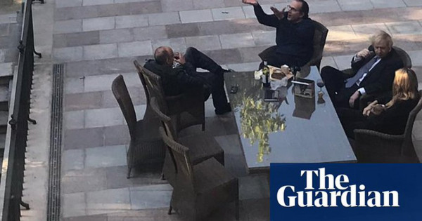 Βρετανία –  Τι λέει ο Ράαμπ για τη συνάθροιση στον κήπο της Ντάουνινγκ Στριτ στη διάρκεια του lockdown