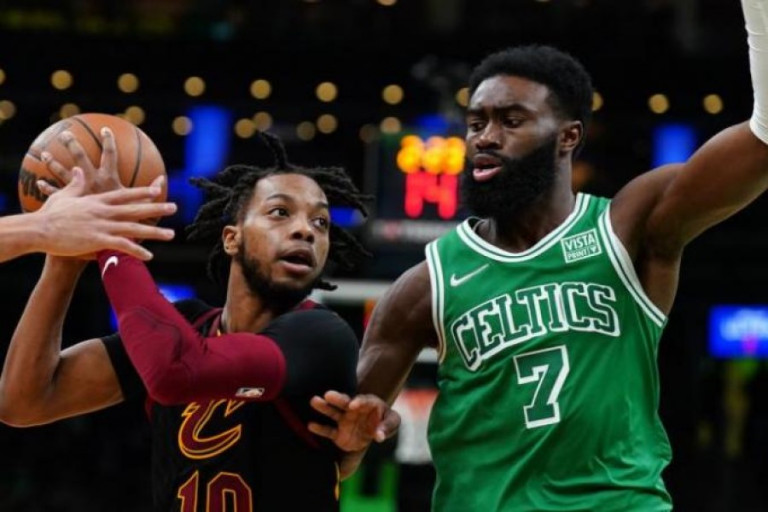 NBA – Επέστρεψαν στις νίκες οι Σέλτικς, έφυγαν με το «διπλό» Κλίπερς και Μάτζικ