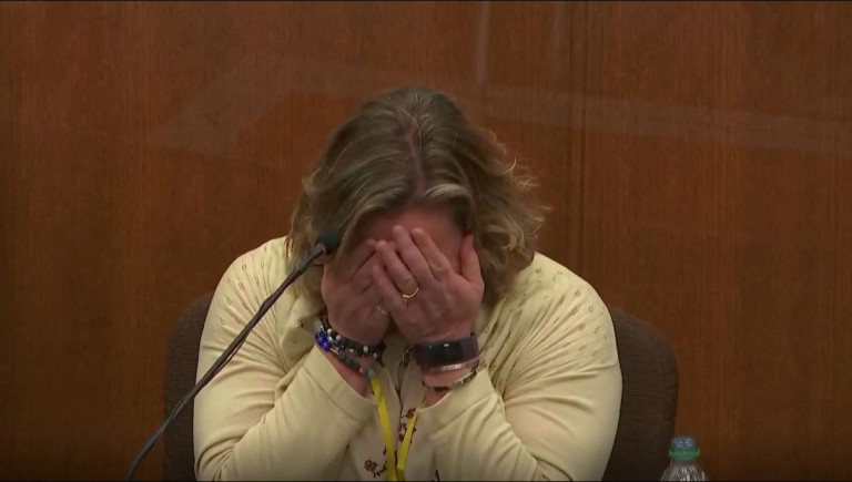 ΗΠΑ – Λευκή αστυνομικός σκότωσε Αφροαμερικανό – Μπέρδεψε το τέιζερ με το όπλο της