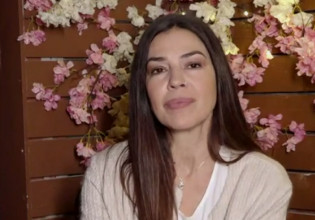 Ναταλία Δραγούμη – Η Μαίρη Χρονοπούλου μου έλεγε να σφίγγω τα οπίσθιά μου