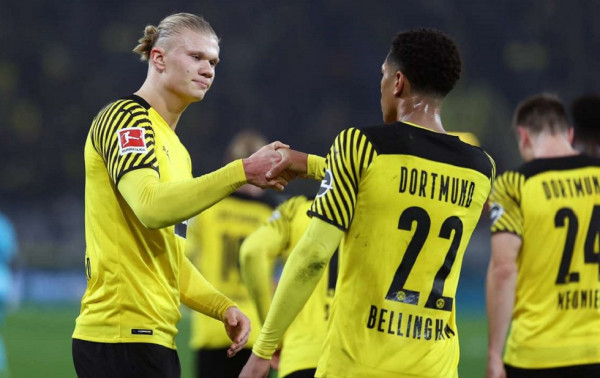 Εύκολη νίκη της Ντόρτμουντ (3-0)