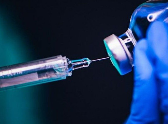 Εμβόλια – Γρήγορη η ανάρρωση μετά από την σπάνια μυοκαρδίτιδα για νέους κάτω των 21