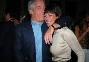 ΗΠΑ – Ομόφωνα ένοχη η Γκιλέιν Μάξγουελ – Προμήθευε ανήλικα κορίτσια στον Τζέφρι Επστάιν