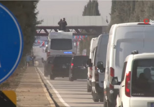 Τουρκία – Αδύνατον να μετρηθούν τα οχήματα που συνοδεύουν τον Ερντογάν – Απίστευτα πλάνα