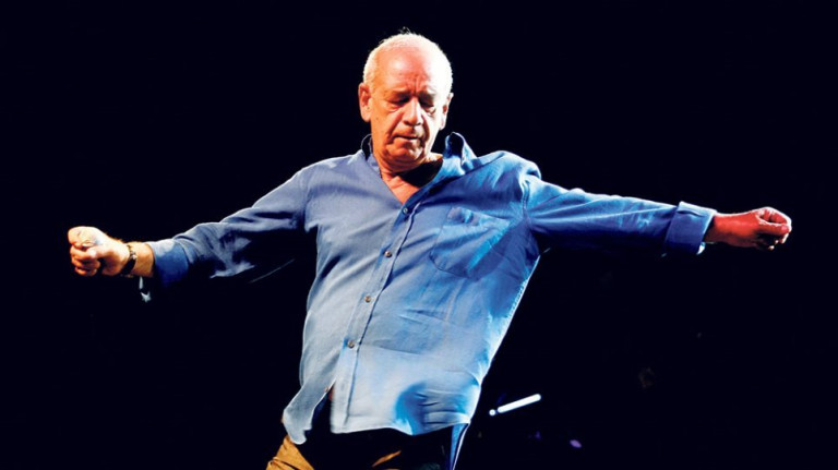 Δημήτρης Μητροπάνος – Συγκινητικές αποκαλύψεις για τον τραγουδιστή – «Φτάσαμε στο αεροδρόμιο και μου είπε…»