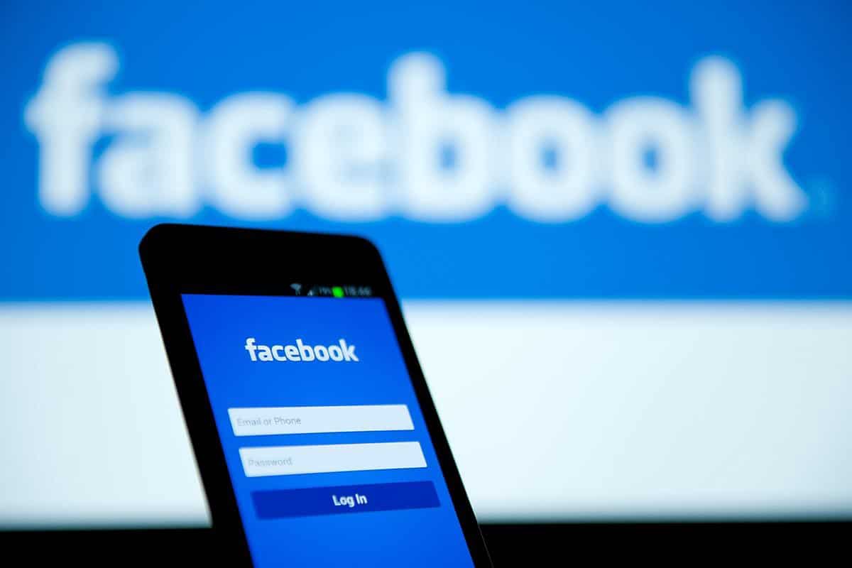 Phishing – Χιλιάδες κακόβουλες σελίδες μιμούνταν υπηρεσίες της Facebook