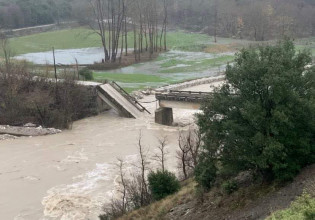 Καιρός – Στο έλεος της κακοκαιρίας η Ήπειρος – Κατέρρευσε γέφυρα, υπερχείλισαν ποτάμια,  έκλεισαν δρόμοι