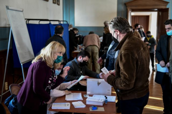 Εκλογές ΚΙΝΑΛ – Γερουλάνος – Η παράταξη διχάζεται από ηγέτες που κοιτούν το δικό τους βραχυπρόθεσμο συμφέρον