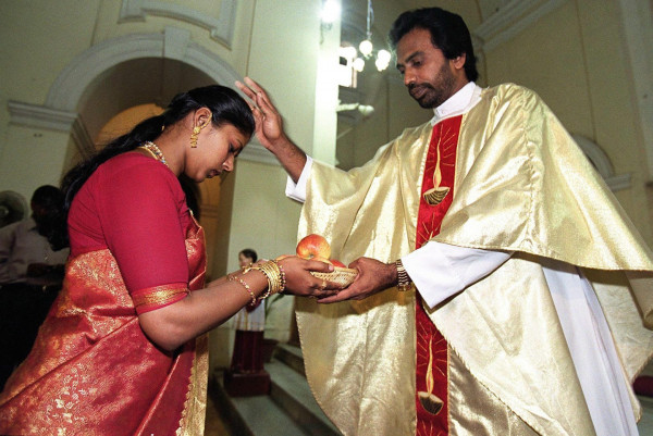 Ινδία – Στη χώρα όπου οι χριστιανοί διώκονται ακόμη