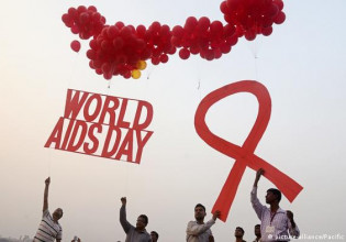 AIDS – Μια πανδημία που δεν έχει νικηθεί – Πότε θα βρεθεί εμβόλιο;