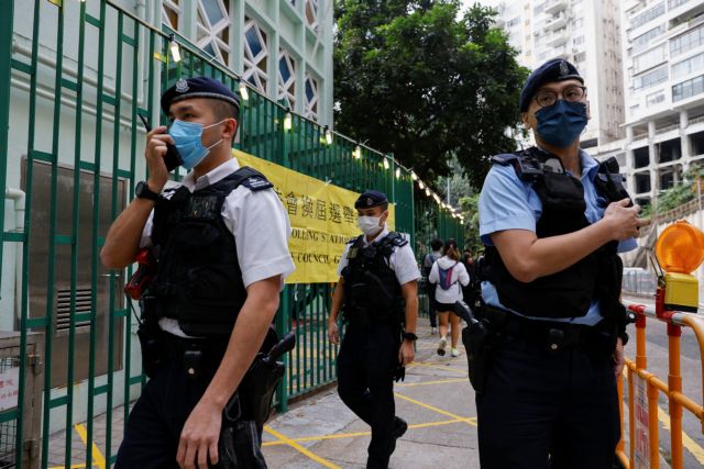 Χονγκ Κονγκ - Ιστορικό χαμηλό κατέγραψε η συμμετοχή στις εκλογές μόνο για «πατριώτες»