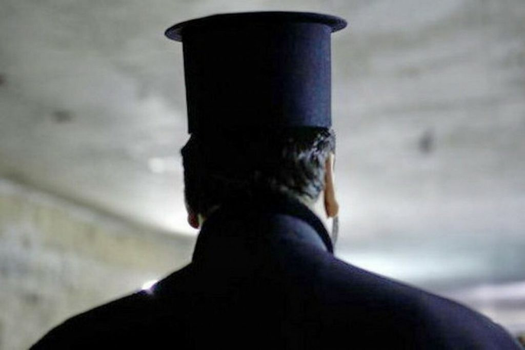 Κοροναϊός – Πέθανε ανεμβολίαστος ιερέας στην Κρήτη