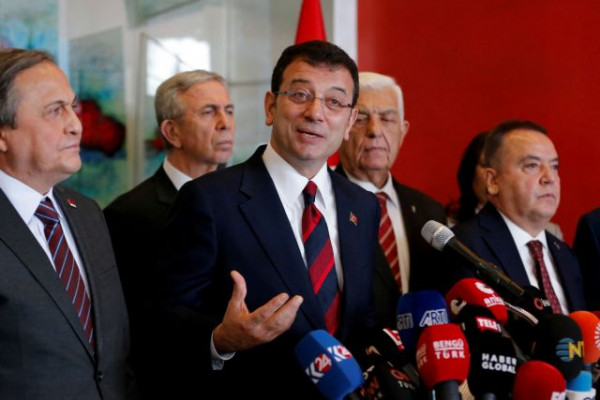 Στο στόχαστρο του Ερντογάν η Κωνσταντινούπολη – Υπάλληλοι του Δήμου κατηγορούνται για διασυνδέσεις με Κούρδους αντάρτες