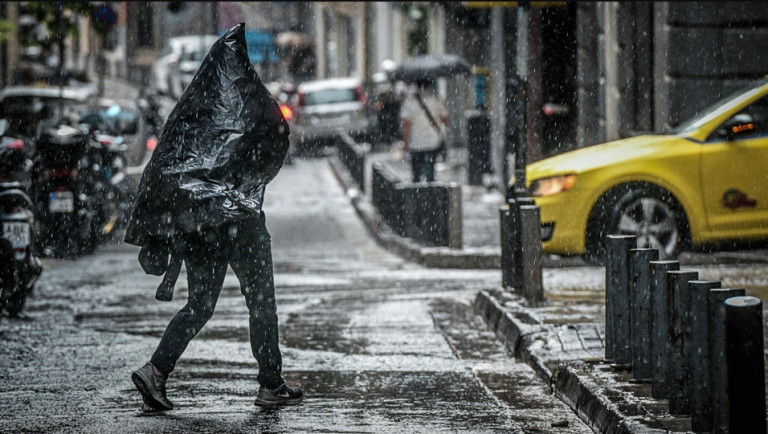 Κακοκαιρία – Έκτακτη σύσκεψη στο υπ. Πολιτικής Προστασίας – Πού θα χτυπήσει τις επόμενες ώρες