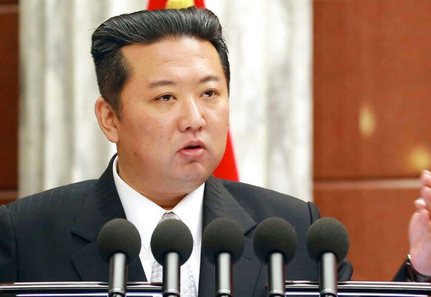 Κιμ Γιονγκ Ουν - Αδυνατισμένος ο ηγέτης της βόρειας Κορέας