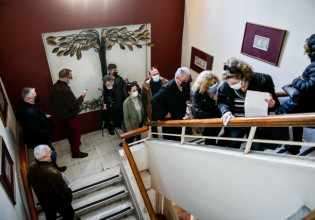 ΚΙΝΑΛ – Οδοιπορικό του in.gr σε εκλογικά τμήματα – Τι απαντούν οι πολίτες στο ερώτημα γιατί πάνε να ψηφίσουν