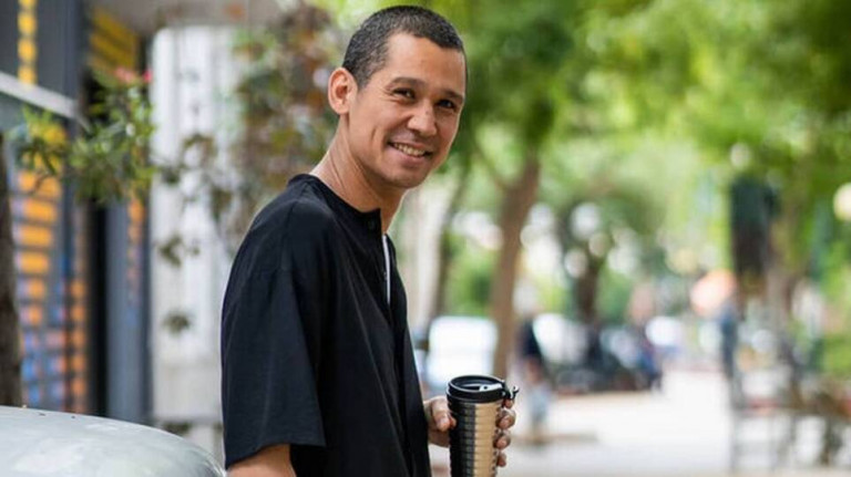 Σωτήρης Κοντιζάς – Δείτε τον με μακριά μαλλιά 13 χρόνια πριν