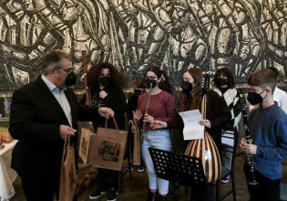 Δημήτρης Κουτσούμπας – Να ζήσουμε σε μία νέα κοινωνία χωρίς αδικία, χωρίς εκμετάλλευση