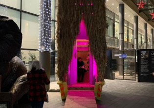 Η βιβλιοθήκη των συναισθημάτων εγκαταστάθηκε στο Λονδίνο