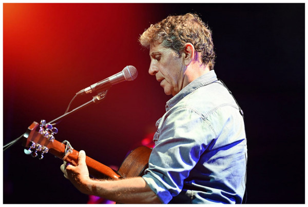 Σωκράτης Μάλαμας – Παρατείνονται οι εμφανίσεις του στην «Ακτή Πειραιώς»