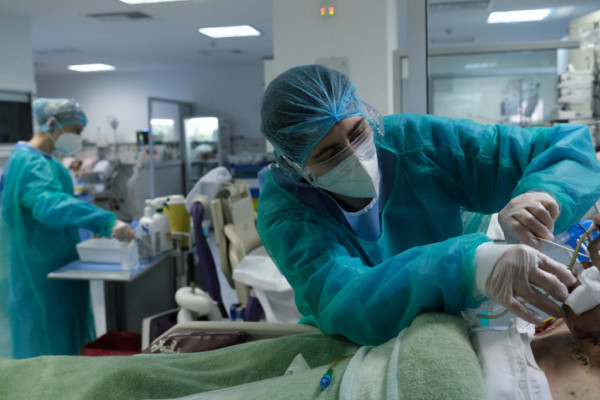 Μέτσοβο – Σοκ από το θάνατο δύο ανεμβολίαστων σε ένα 24ωρο
