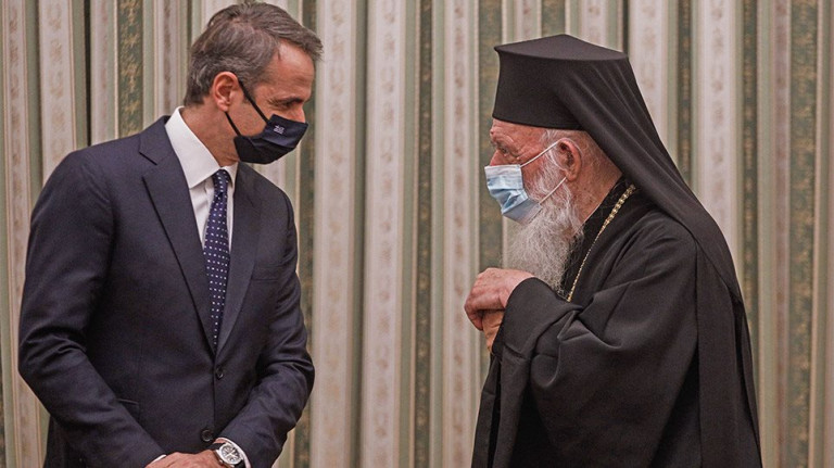 Χριστούγεννα με ασφαλείς εκκλησίες – Τι θα συζητήσουν Μητσοτάκης με Ιερώνυμο στο Μαξίμου