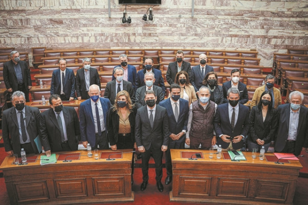 Τα στοιχήματα του ΚΙΝΑΛ