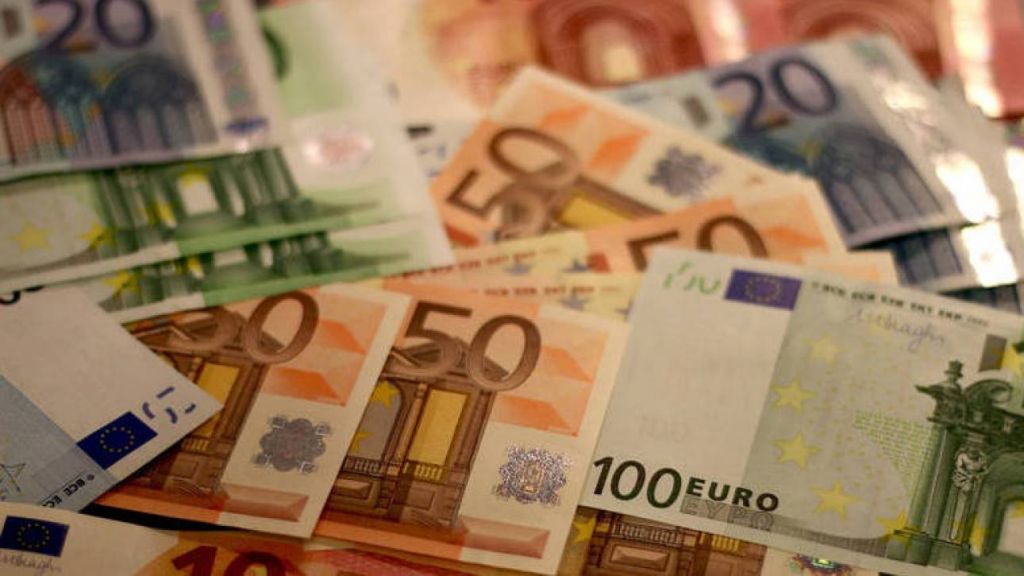 Αλλάζουν σχέδια τα χαρτονομίσματα του ευρώ - Θα τα διαλέξουν οι πολίτες με την ΕΚΤ
