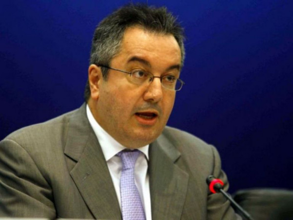 Οικονόμου για ανάρτηση Μόσιαλου – Εξέφρασε προσωπική άποψη για τον ιδιωτικό του βίο