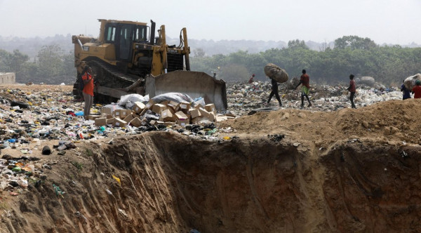 Νιγηρία – Έλαβε «δώρο» 1 εκατ. δόσεις εμβολίων κοντά στη λήξη τους και τα κατέστρεψε