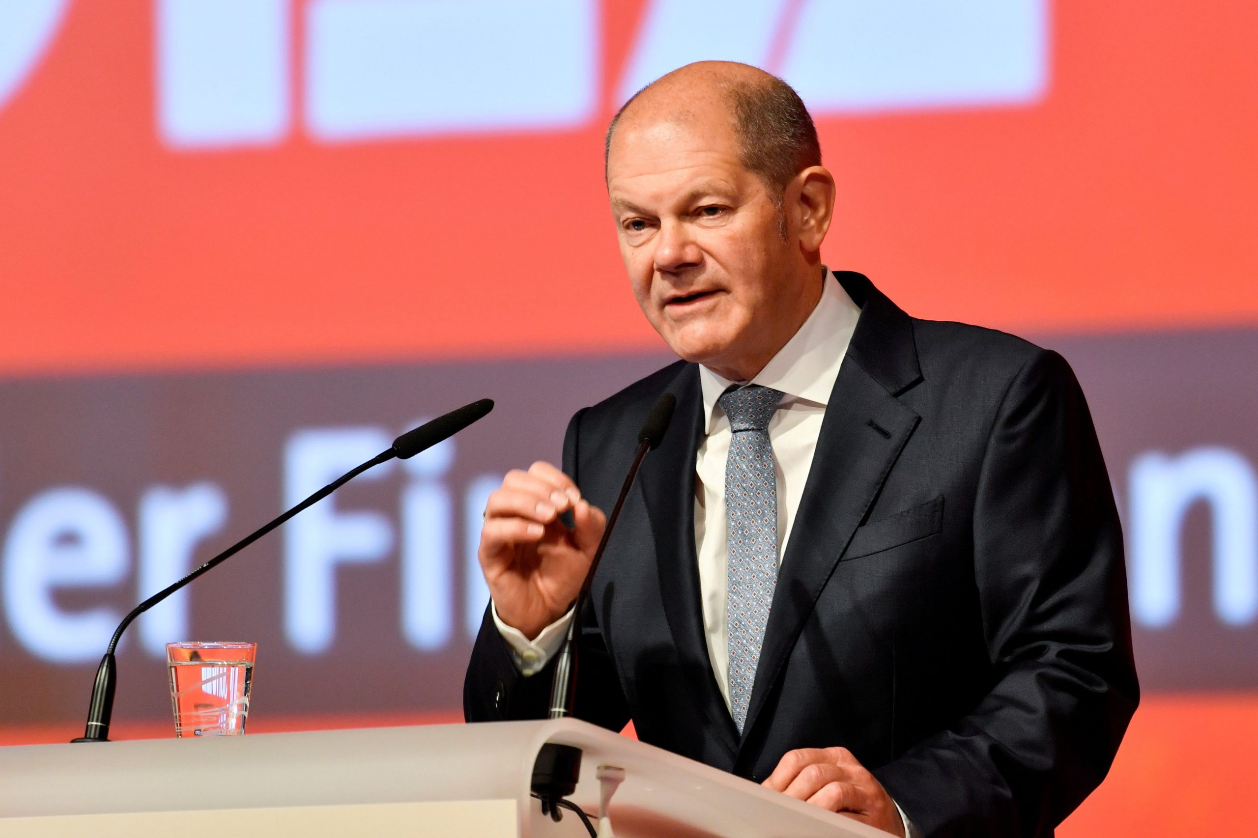 FT - Ο Όλαφ Σολτς σχεδιάζει παράκαμψη στους κανόνες για το χρέος της Γερμανίας