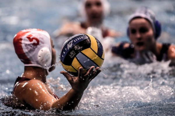 Πόλο γυναικών – Πήρε το… ευρωπαϊκό ντέρμπι του Πειραιά ο Ολυμπιακός (9-5)