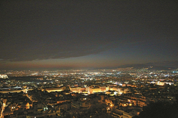 Αττική – Τα τζάκια απειλούν την ποιότητα του αέρα