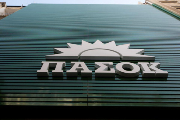 Γιάννης Φλώρος – Πέθανε σε ηλικία 96 ετών ο πρώην υπουργός Υγείας του ΠΑΣΟΚ