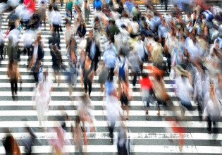 Εμβόλιο – Ένας χρόνος από το πρώτο «τσίμπημα» κατά του κοροναϊού