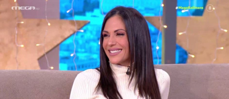 Ανθή Βούλγαρη – Ο άνδρας μου με φλέρταρε με μήνυμα στο Instagram