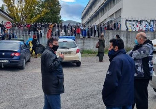 Πιερία – «Θεματοφύλακες του Συντάγματος» έβαλαν χειροπέδες σε διευθυντή Γυμνασίου – Πέντε συλλήψεις