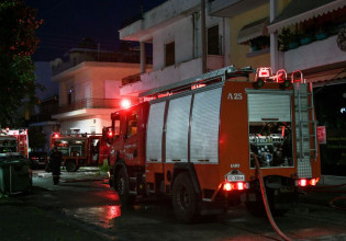 Πυρκαγιά – Νεκρή ανασύρθηκε ηλικιωμένη από διαμέρισμα στου Ζωγράφου