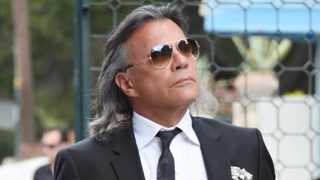 Ηλίας Ψινάκης – Βιβλιό για τη ζωή του ετοιμάζει ο μάνατζερ – Η διαρροή βίντεο που τον εξόργισε