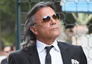 Ηλίας Ψινάκης – Βιβλιό για τη ζωή του ετοιμάζει ο μάνατζερ – Η διαρροή βίντεο που τον εξόργισε