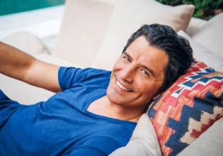 Σάκης Ρουβάς – Απειλούν με γιαούρτωμα στον Λυκαβηττό – Σε επιφυλακή οι Αρχές