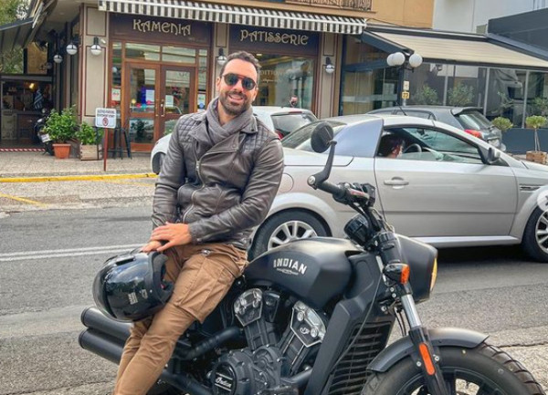 Σάκης Τανιμανίδης – Ανέβηκε στη ζυγαριά και δεν πίστευε στα μάτια ου