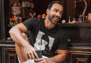 Σάκης Τανιμανίδης –  Έκανε την τρίτη δόση του εμβολίου για τον κοροναϊό