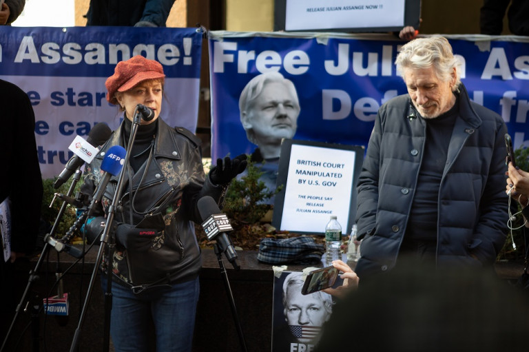 Τζούλιαν Ασάνζ – Ο αδελφός του φοβάται ότι θα τον δει να πεθαίνει κατά τη δικαστική μάχη