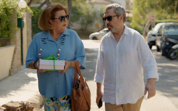 Συμπέθεροι απ’ τα Τίρανα – Αποκλειστικό απόσπασμα από το αποψινό επεισόδιο