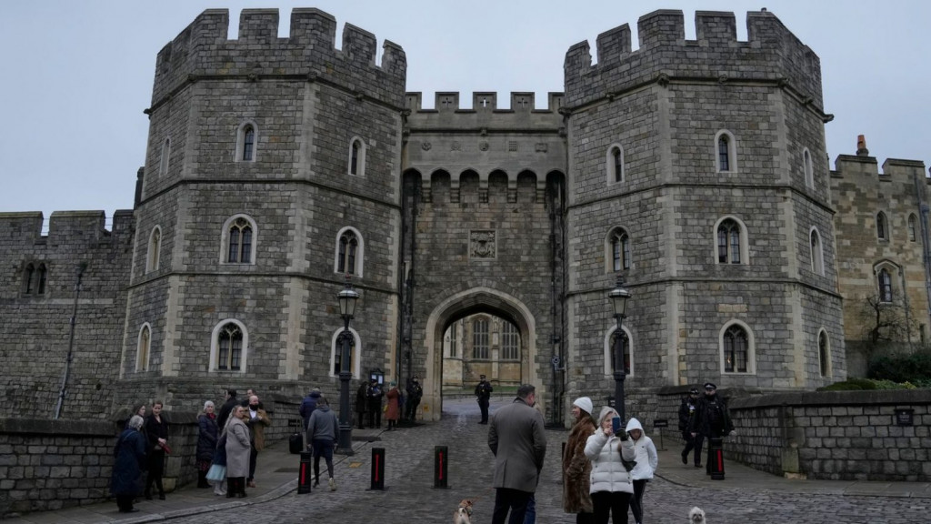 Λονδίνο – Άνδρας με όπλο εισέβαλε στο Κάστρο του Ουίνδσορ