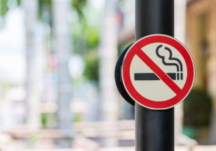Νέα Ζηλανδία – Σκοπεύει να απαγορεύσει στους νέους να αγοράζουν προϊόντα καπνού εφ’ όρου ζωής