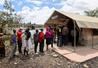 Παραλλαγή Όμικρον – Αύξηση στα κρούσματα, όχι στις νοσηλείες – Τα στοιχεία από τη Νότια Αφρική