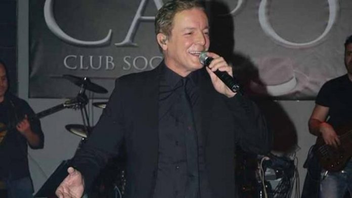 Θυμάστε τον Σπύρο Σπυράκο που μεσουρανούσε στις πίστες τα ’90ς; – Δείτε πώς είναι σήμερα