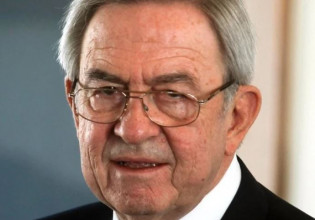 Στο νοσοκομείο ο τέως βασιλιάς Κωνσταντίνος μετά από ισχαιμικό επεισόδιο